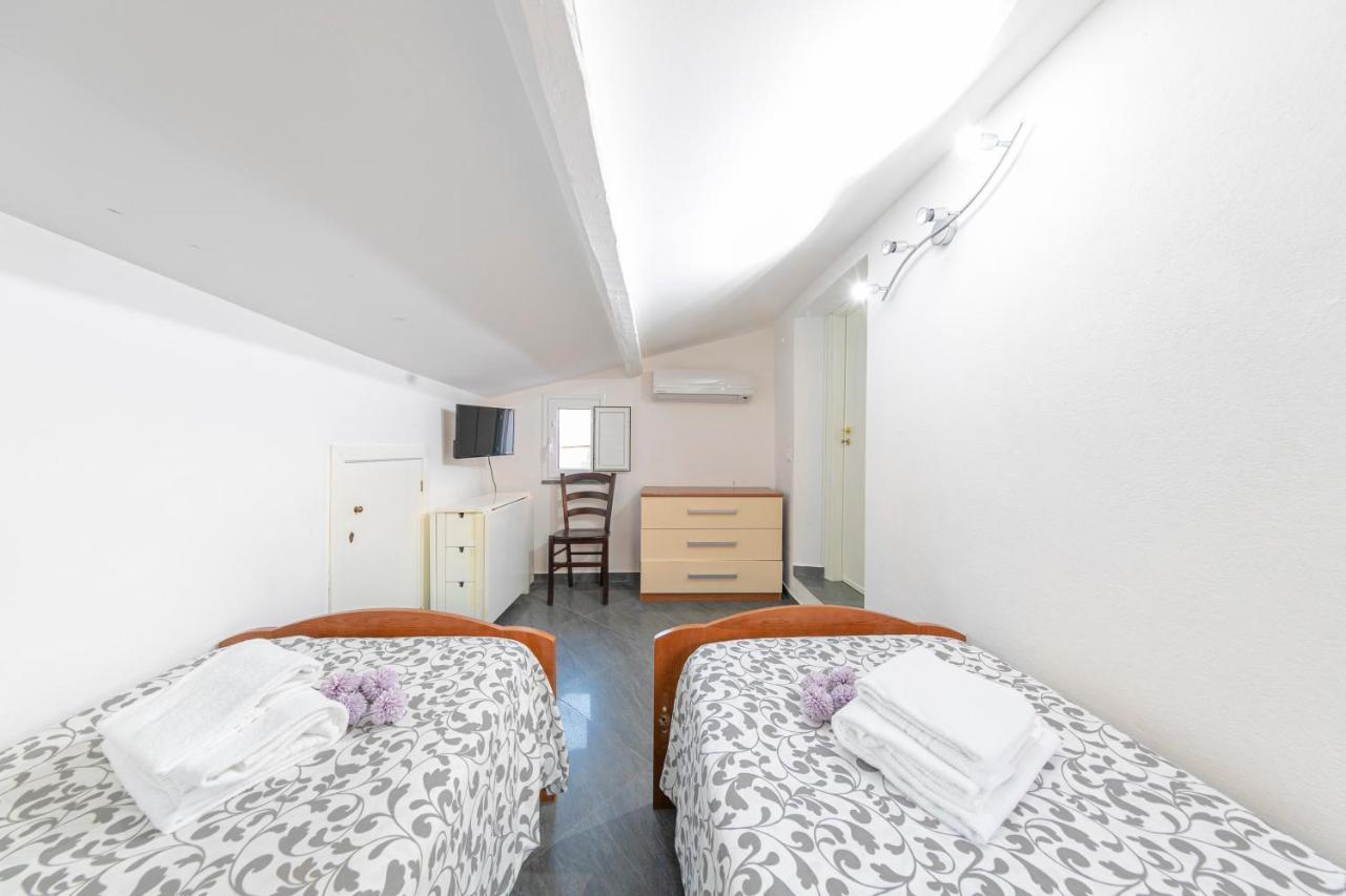 Kefa Holiday - Alle Torri Apartments Cefalù Eksteriør bilde